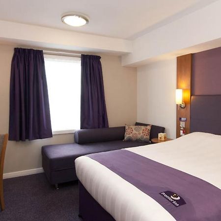 Premier Inn Exeter Central St. Davids المظهر الخارجي الصورة